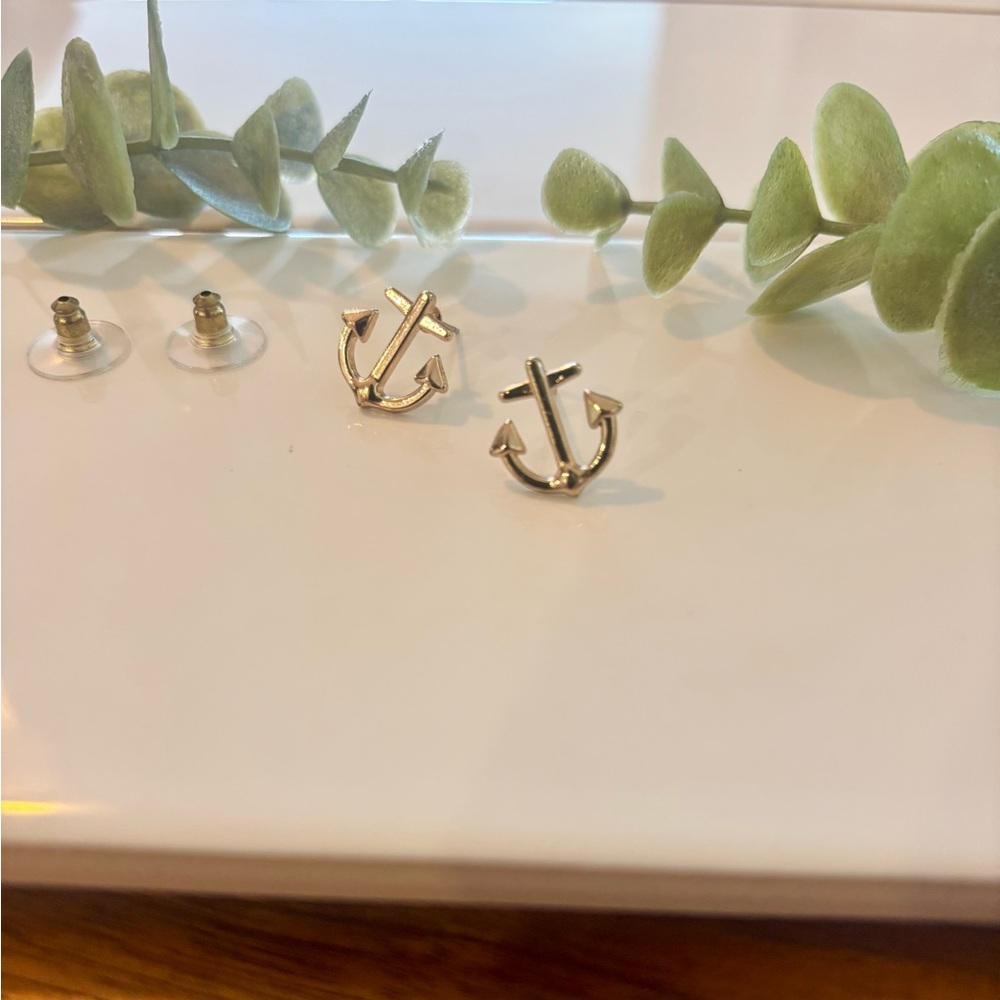Gold Tone Anchor Stud Earrings